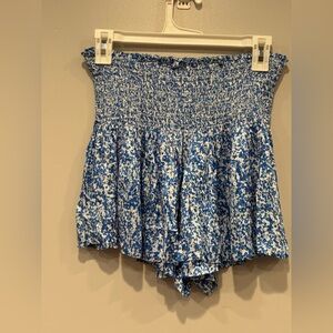Koch Erica Blue and White Floral Skirt shorts Size XS